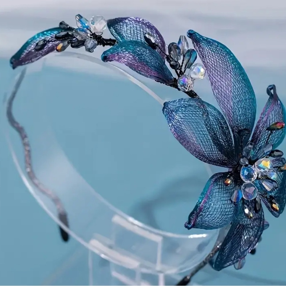 SALE**
Blue and Purple Floral Hair Accessory with Iridescent Petals
